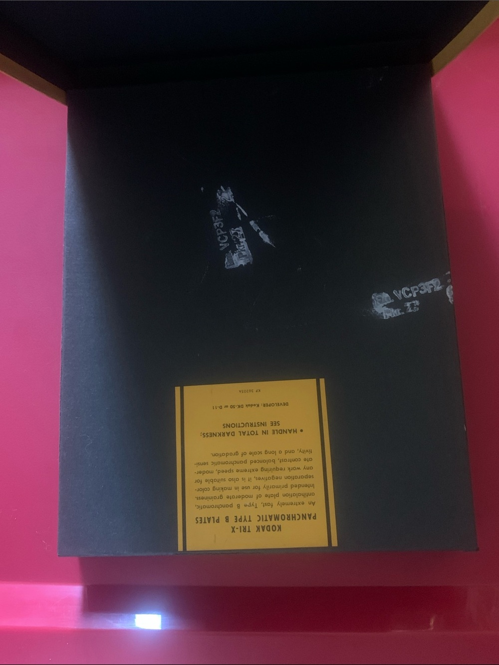 Kodak Yellow Photographic Plates with Black Label - Picture 4 of 5